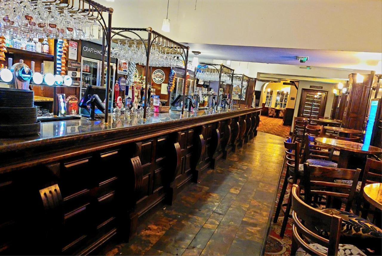 George Hotel Wetherspoon 비들리 외부 사진