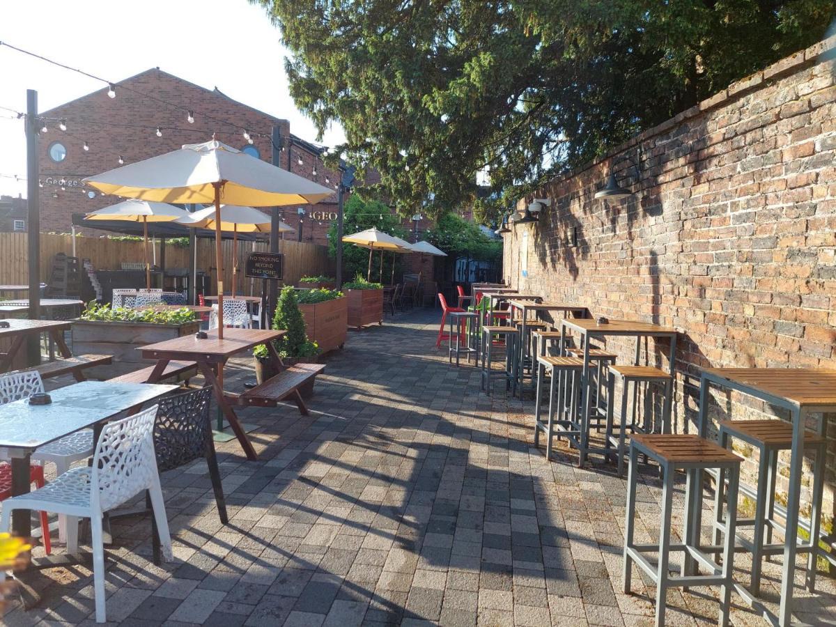 George Hotel Wetherspoon 비들리 외부 사진